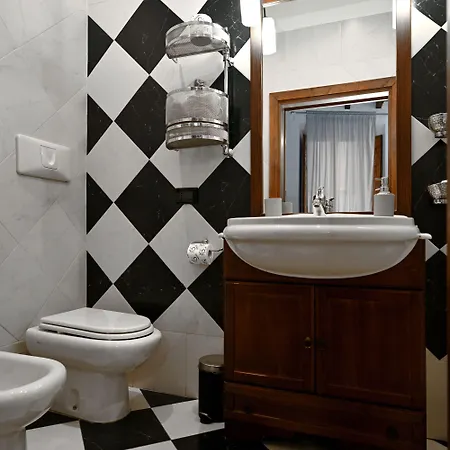 Vicolo Dell'aquila - Residenze Romanae بيت ضيافة