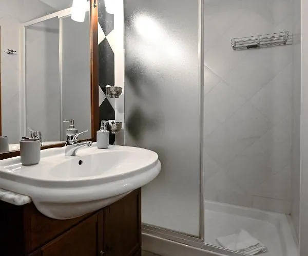 Vicolo Dell'aquila - Residenze Romanae בית הארחה 4*
