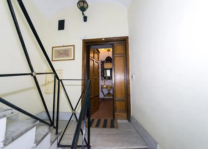 Vicolo Dell'aquila - Residenze Romanae 4*