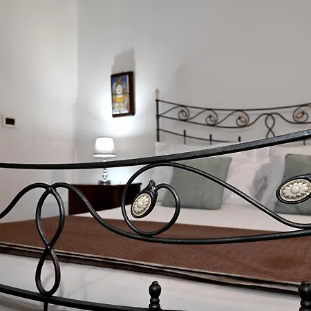 Vicolo Dell'aquila - Residenze Romanae * Řím